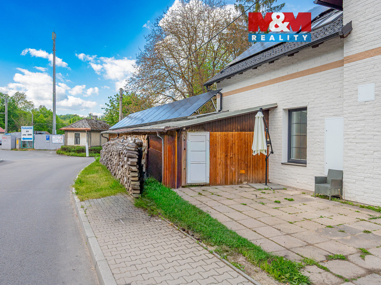 Pronájem obchodních prostor 64 m²