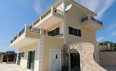 Prodej domu 320 m² s pozemkem 4 200 m², Ypsos, Korfu, Jónské Ostrovy, Řecko