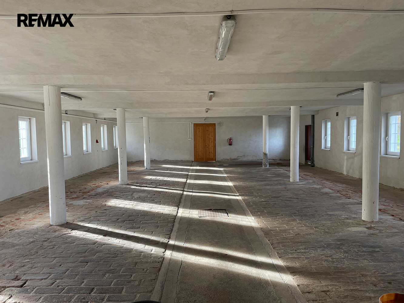 Pronájem skladovacích prostor 182 m² – pohled 3