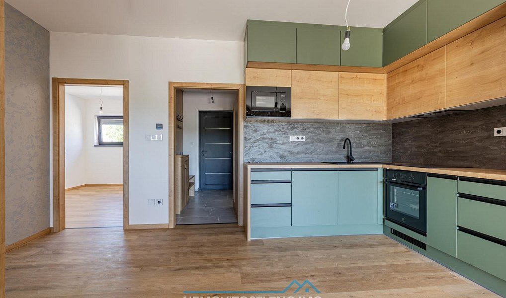 Prodej domu 82 m² s pozemkem 385 m², Znojmo – náhled fotky 4