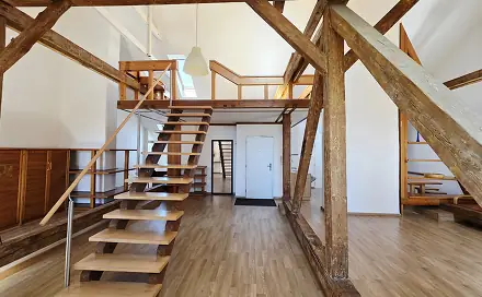 Pronájem bytu 1+kk 106 m²
