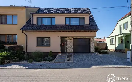 Prodej domu 207 m² s pozemkem 1 077 m², Syrovice, okres Brno-venkov