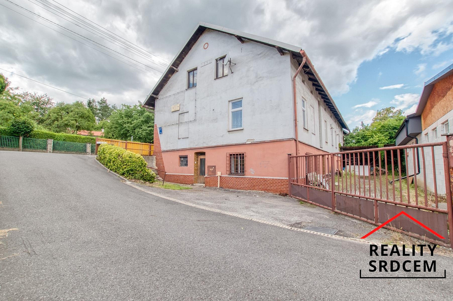 Prodej domu 600 m² s pozemkem 399 m²