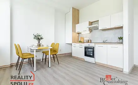Prodej bytu 3+kk 68 m², Mlékojedy, okres Litoměřice