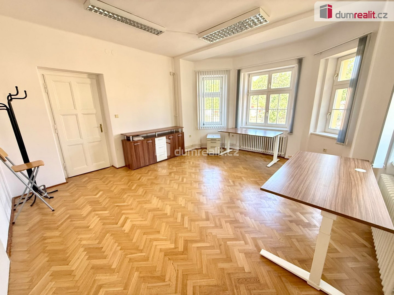 Pronájem kanceláře 24 m² – fotografie 2