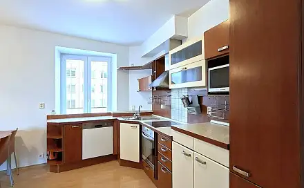 Pronájem bytu 3+kk 74 m², Dukelská, Benešov
