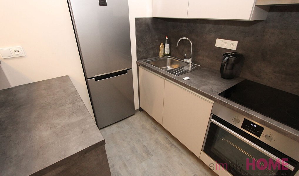 Pronájem bytu 3+kk 65 m², Praha – náhled fotky 3