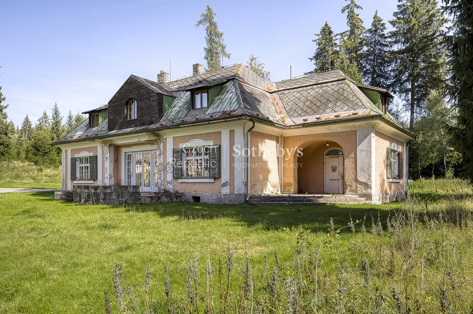 Prodej domu 2 500 m² s pozemkem 22 197 m² – fotografie 5