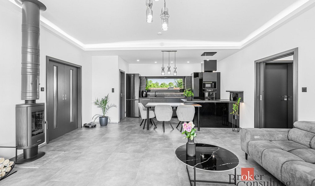 Prodej domu 137 m² s pozemkem 847 m², Rokycany – náhled fotky 19