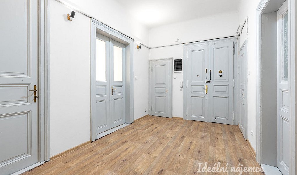 Pronájem bytu 3+1 98 m², Praha – náhled fotky 11
