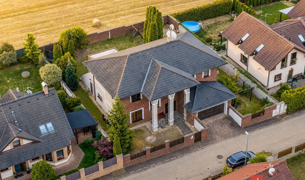 Prodej domu 307 m² s pozemkem 874 m², Praha – náhled fotky 6