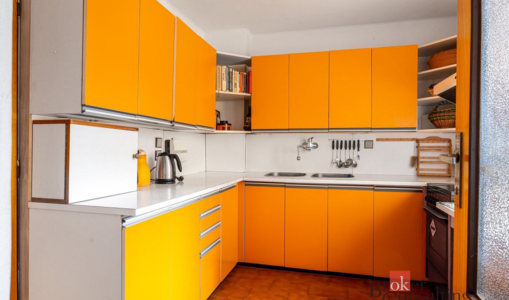 Prodej domu 273 m² s pozemkem 499 m², Sušice – náhled fotky 2