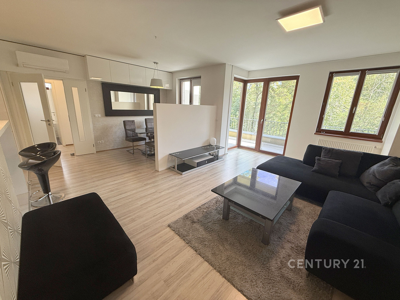 Pronájem bytu 3+kk 95 m²