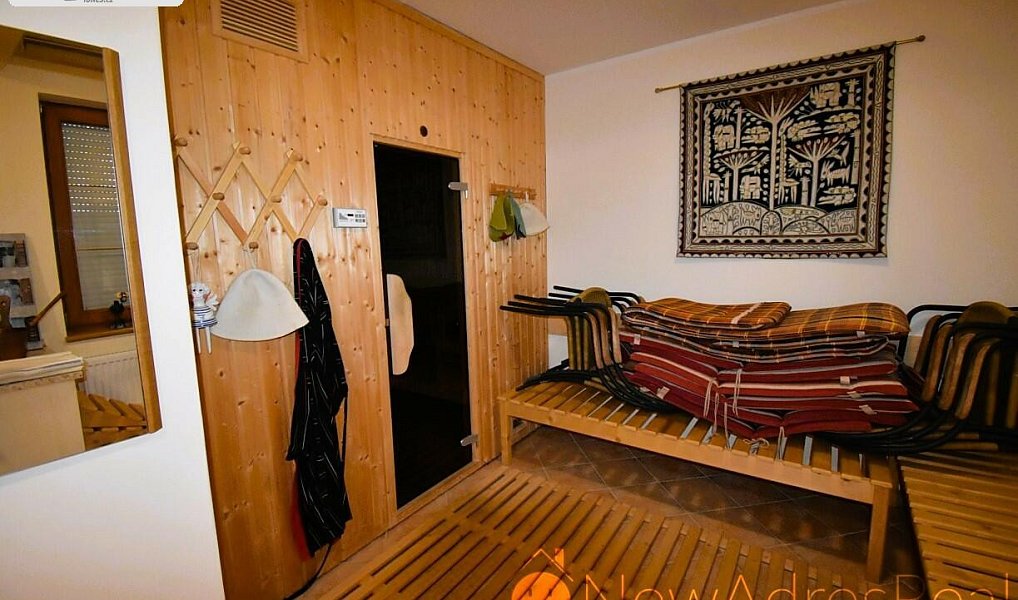 Prodej domu 220 m² s pozemkem 900 m², Karlovy Vary – náhled fotky 5