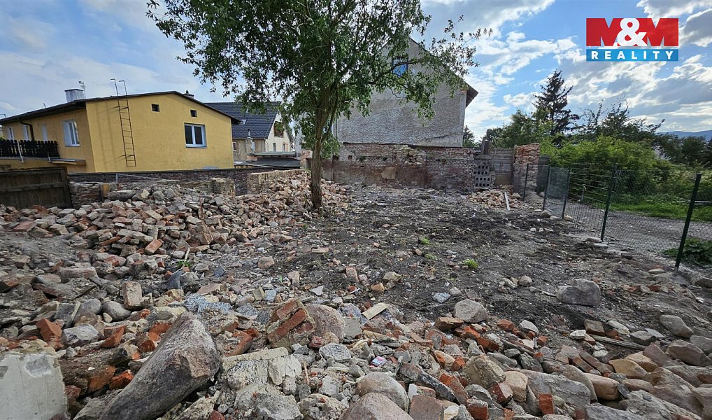 Prodej stavebního pozemku 248 m², Dubí – náhled fotky 6