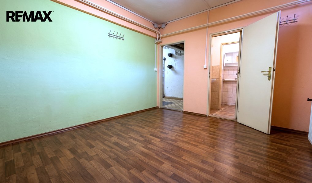 Pronájem kanceláře 70 m², Kamenice – náhled fotky 22