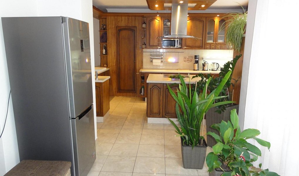 Prodej domu 251 m² s pozemkem 946 m², Mikulov – náhled fotky 9