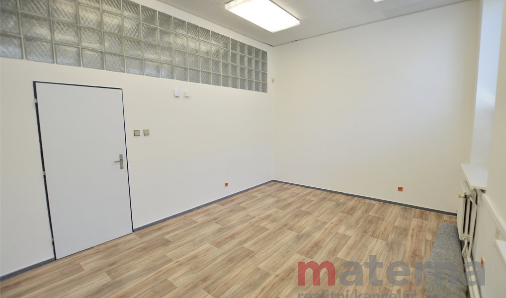 Pronájem kanceláře 18 m², Praha – náhled fotky 4
