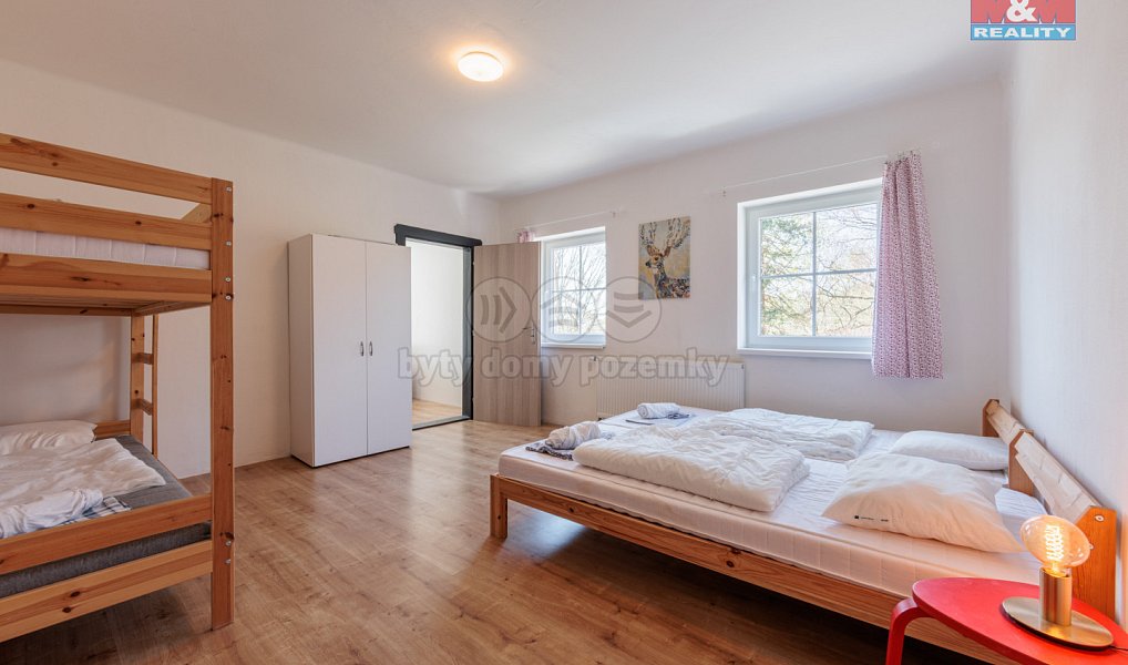 Prodej domu 293 m² s pozemkem 853 m², Vejprty – náhled fotky 4