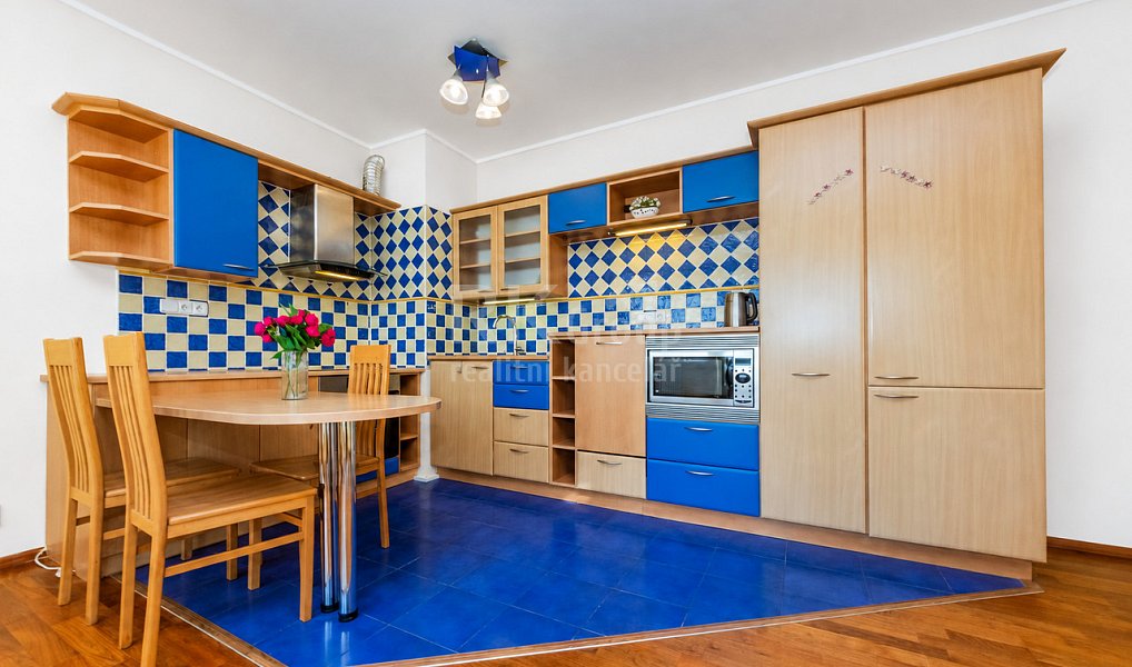 Pronájem bytu 2+kk 65 m², Praha – náhled fotky 2