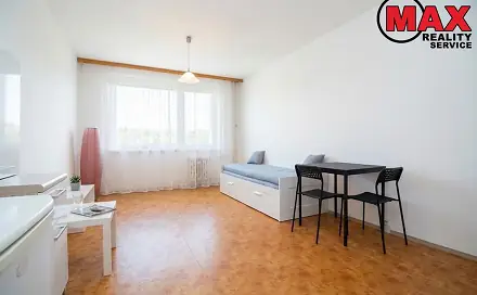 Pronájem bytu 1+kk 29 m², Schulhoffova, Praha 4 - Háje