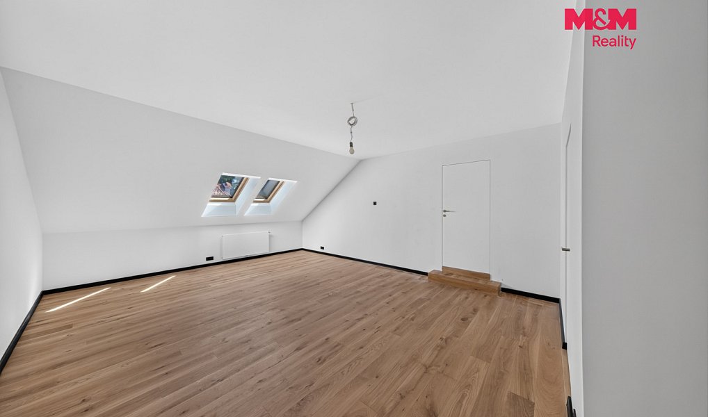 Prodej domu 249 m² s pozemkem 602 m², Louňovice – náhled fotky 18