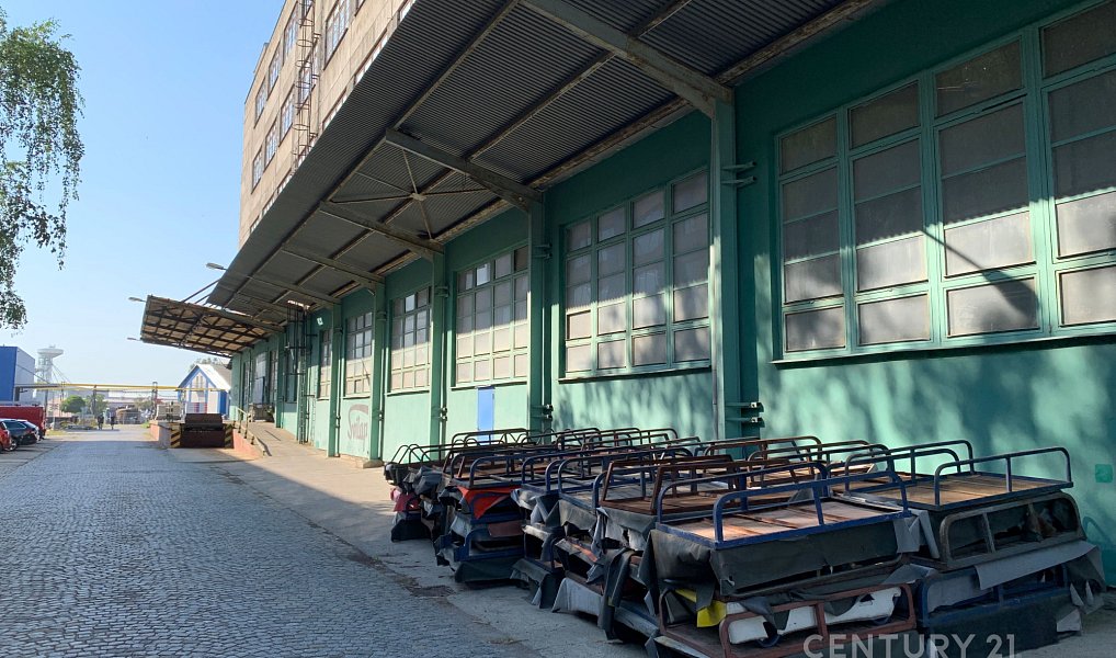 Pronájem skladovacích prostor 1 422 m², Chropyně – náhled fotky 16