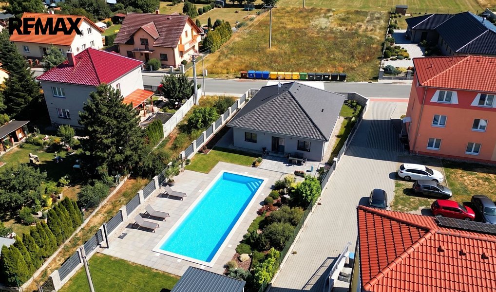 Prodej stavebního pozemku 1 235 m², Přáslavice – náhled fotky 4