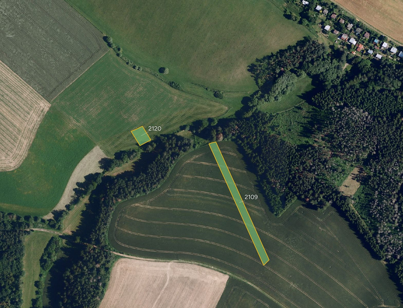 Prodej pole 3 042 m²
