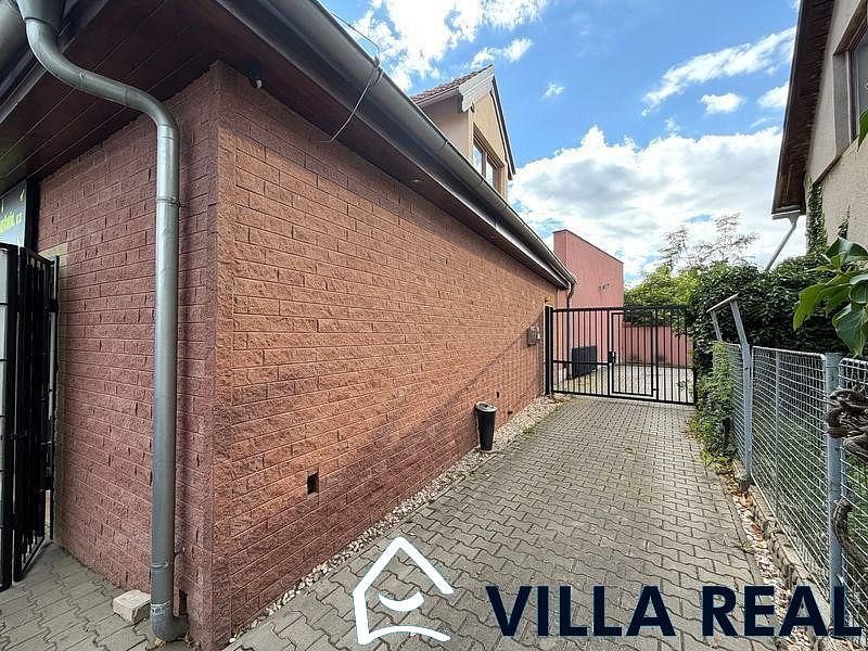 Prodej obchodních prostor 360 m² – fotografie 2
