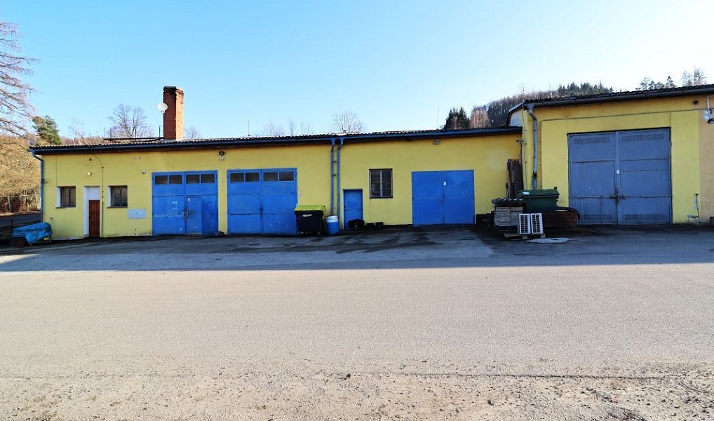 Prodej výrobních prostor 327 m², Sušice – náhled fotky 2