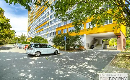 Pronájem bytu 1+kk 31 m², Valčíkova, Pardubice - Polabiny