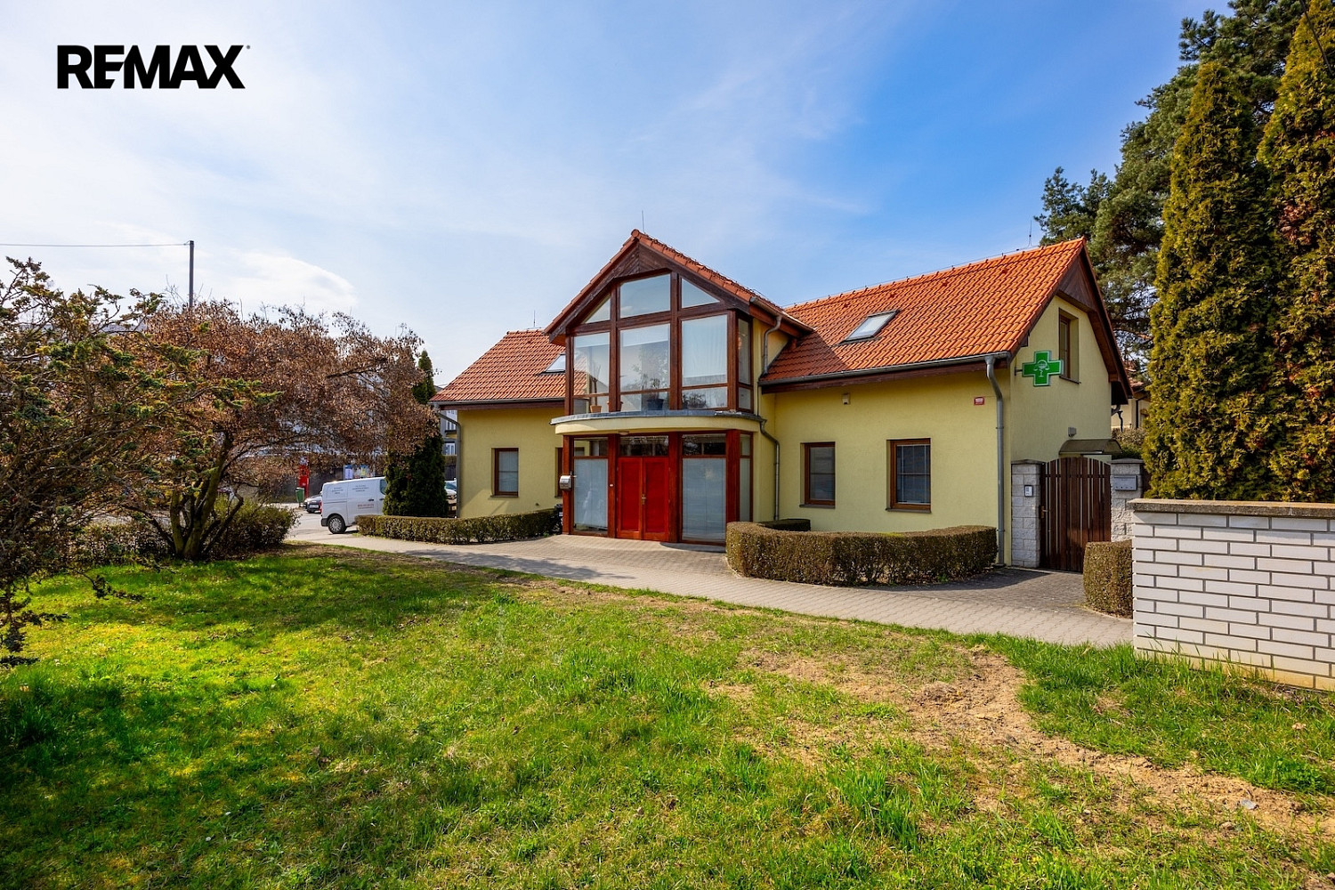 Pronájem komerčního objektu (jiného typu) 120 m²