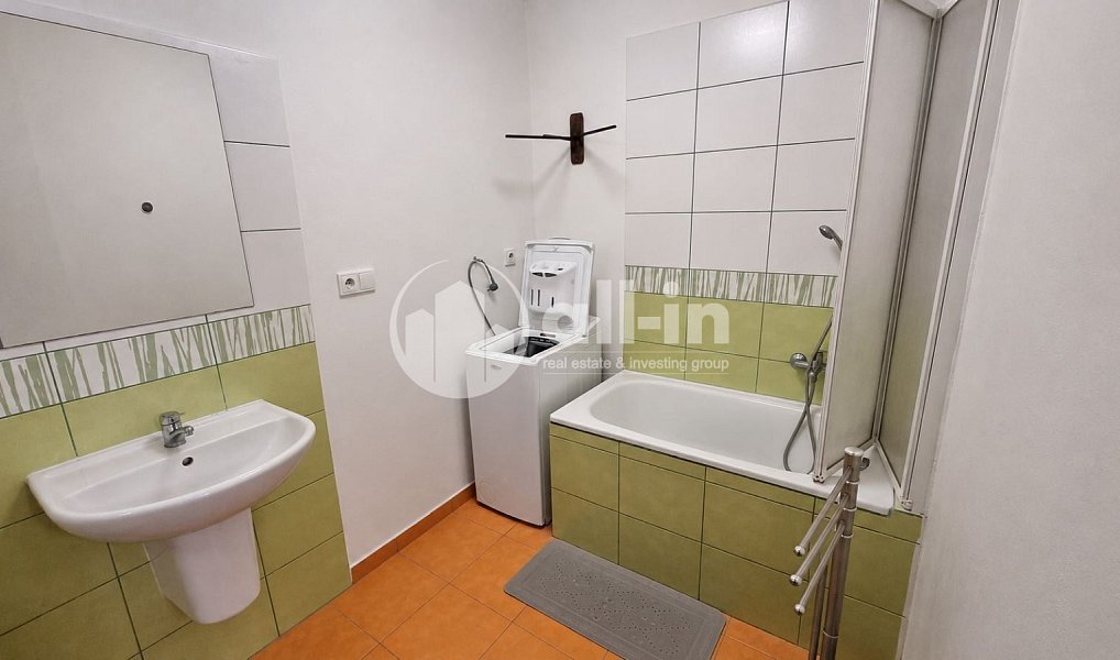 Prodej domu 217 m² s pozemkem 1 239 m², Vážany – náhled fotky 17