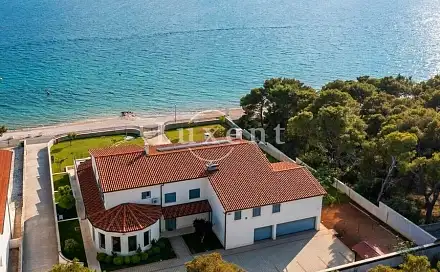 Prodej domu 1 005 m² s pozemkem 2 580 m², Sibenik, Chorvatsko