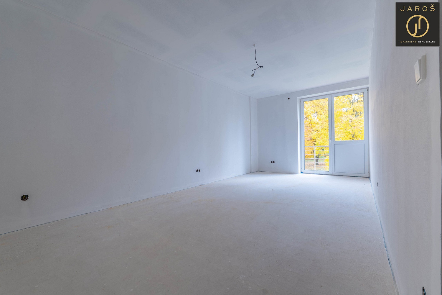 Prodej domu 187 m² s pozemkem 282 m² - View 4