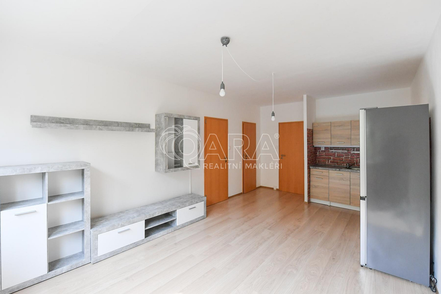 Pronájem bytu 2+kk 41 m² – fotografie 4