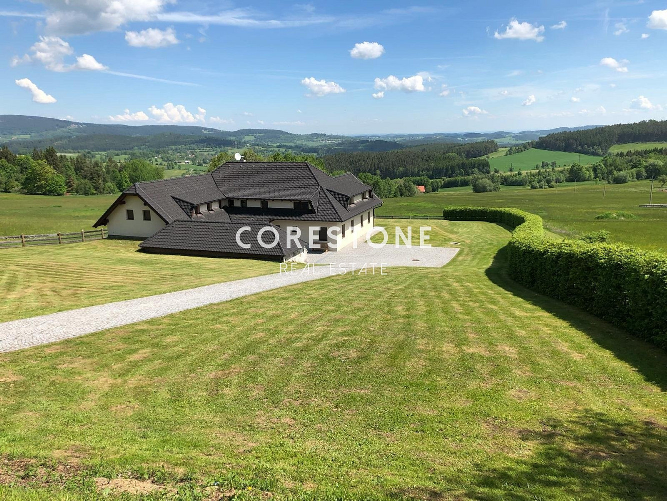 Prodej domu 520 m² s pozemkem 7 892 m² – fotografie 2