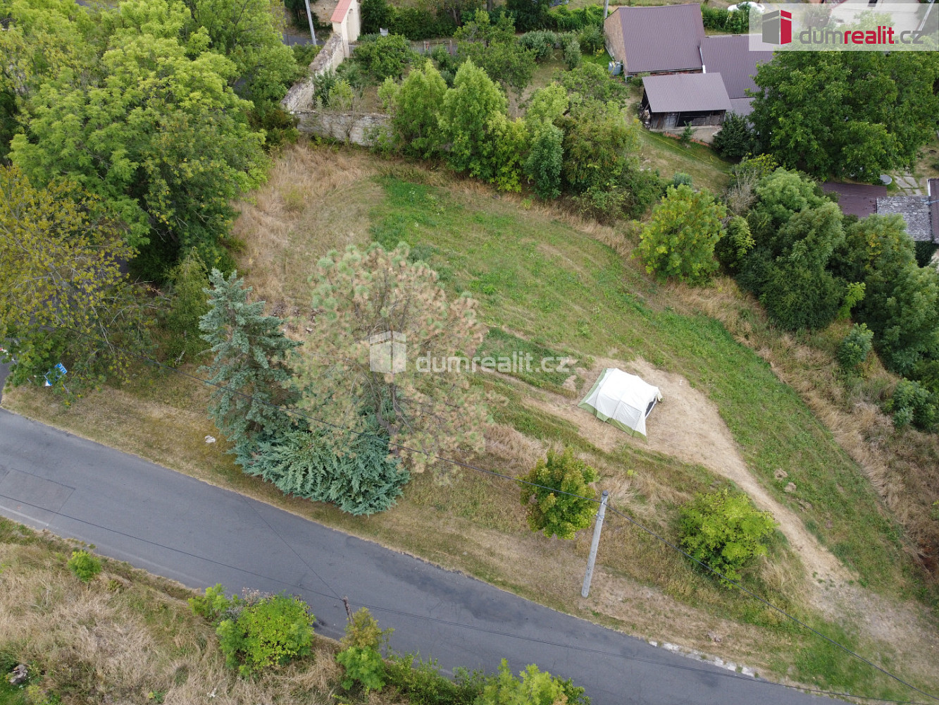 Prodej stavebního pozemku 1 187 m²