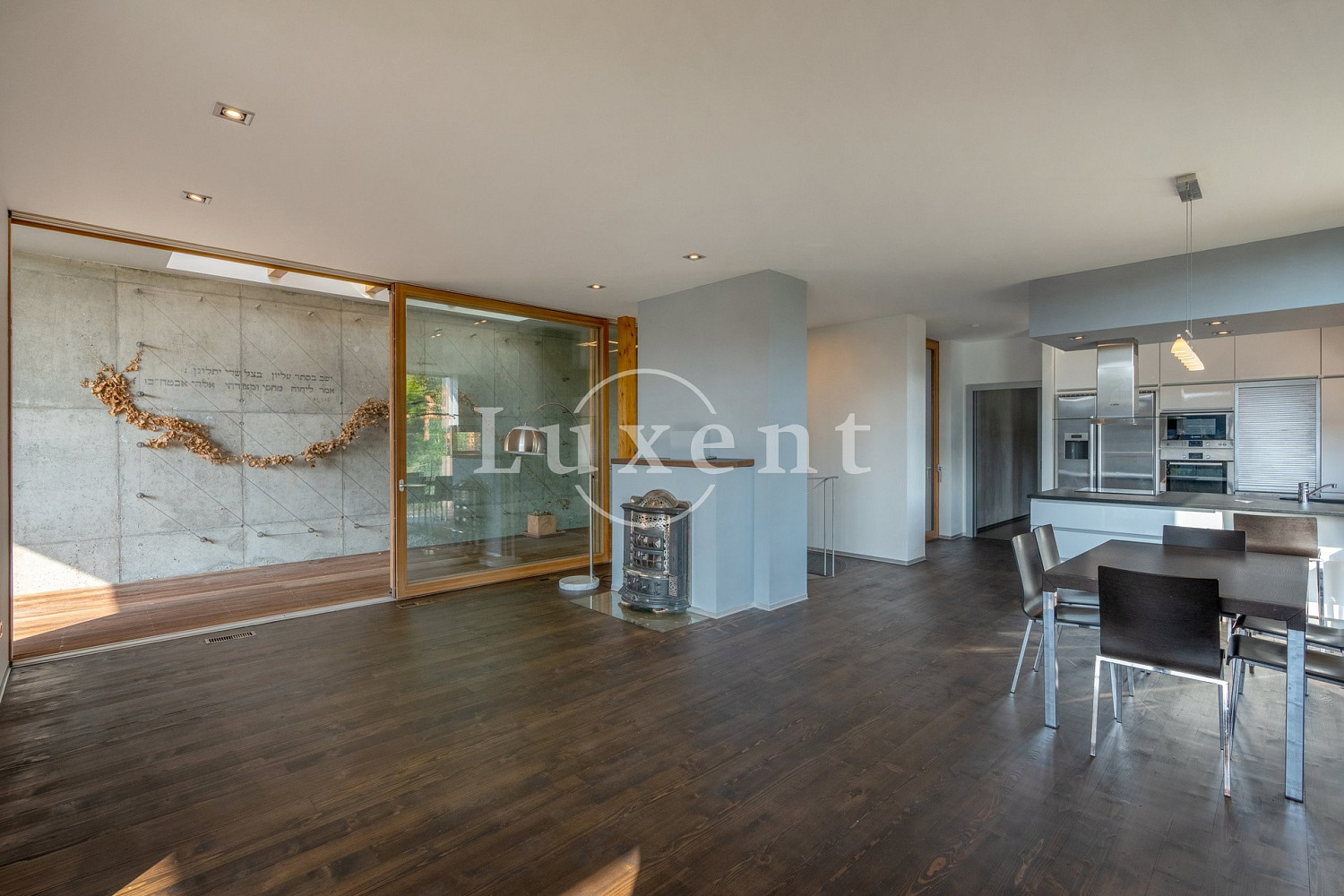 Prodej domu 261 m² s pozemkem 1 135 m² — photo 2