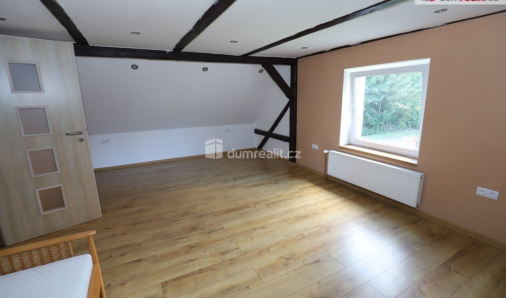 Prodej domu 180 m² s pozemkem 1 242 m², Šindelová – náhled fotky 3