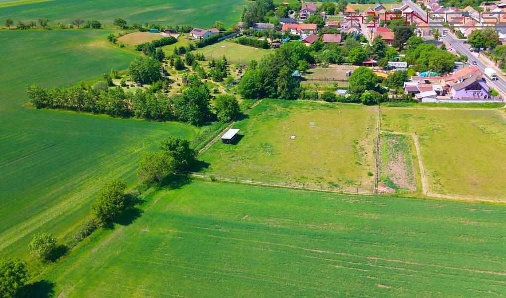 Prodej stavebního pozemku 1 310 m², Tuřany – náhled fotky 3