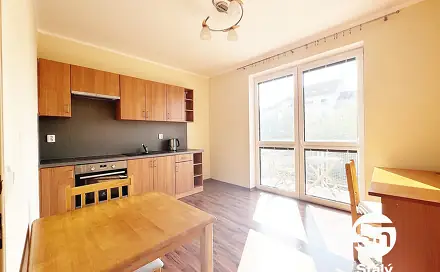 Pronájem bytu 1+1 40 m², Nad Štolami, Odolena Voda, okres Praha-východ