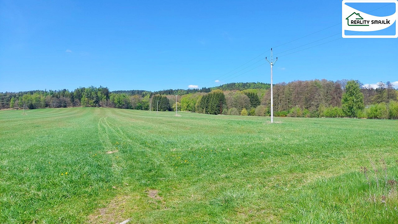 Prodej pole 100 869 m²