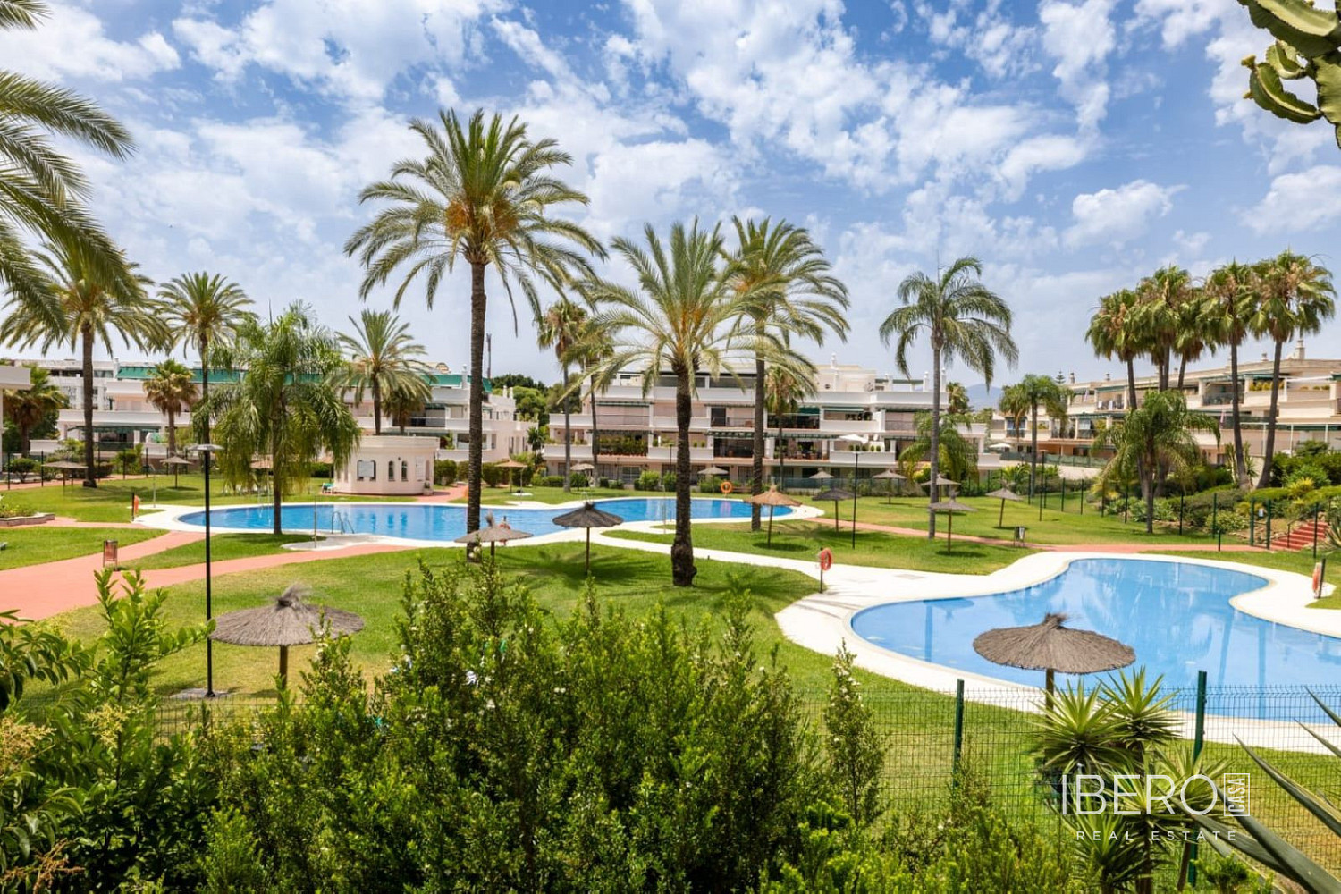Pis 3+kk – Marbella, Nueva Andalucía - Més