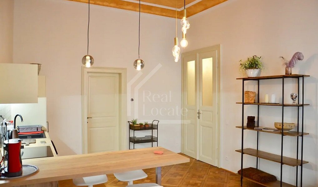 Pronájem bytu 2+kk 55 m², Praha – náhled fotky 2