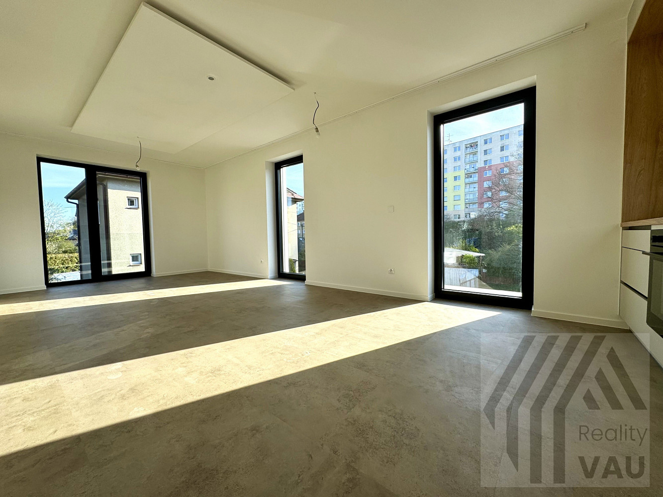 Pronájem bytu 2+kk 61 m² — photo 2