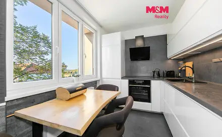 Prodej bytu 3+1 61 m², Vodárenská, Líně, okres Plzeň-sever