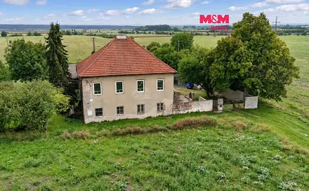 Prodej domu 300 m² s pozemkem 2 366 m², Kostelní Hlavno, okres Praha-východ