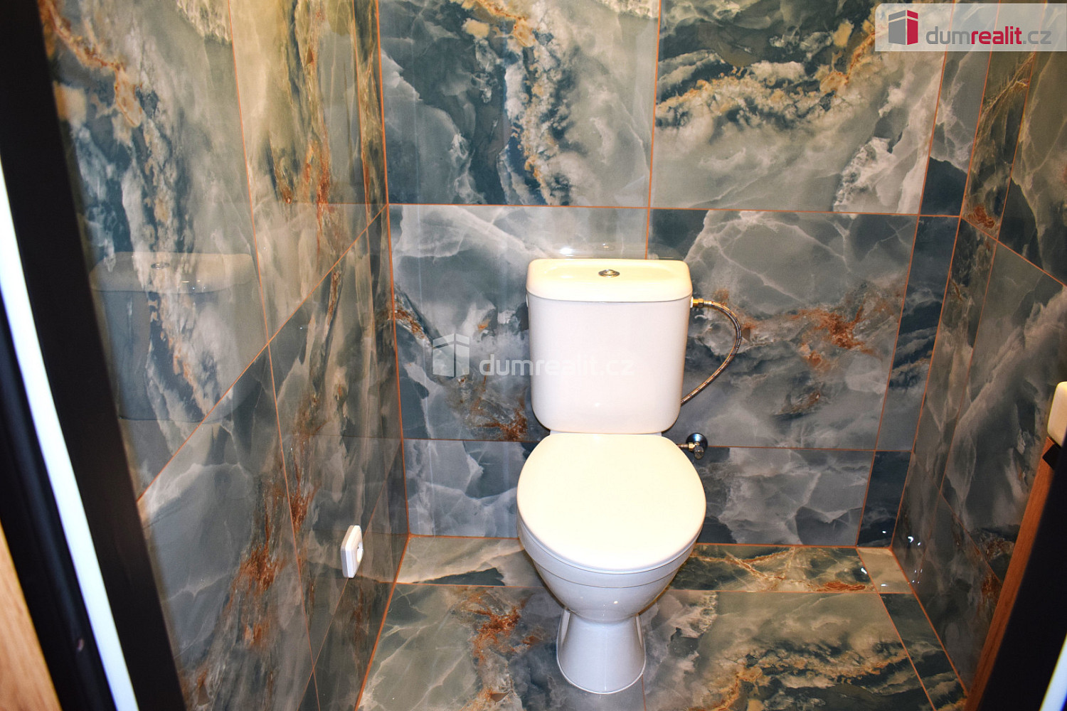 Pronájem obchodních prostor 99 m² — photo 5
